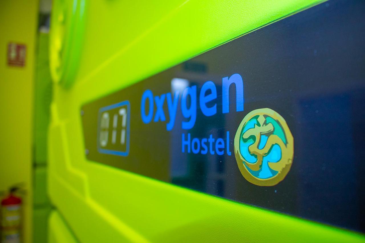 Oxygen Hostel Capsula Madrid Kültér fotó
